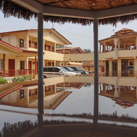 Paloma Guest House Kenema Экстерьер фото