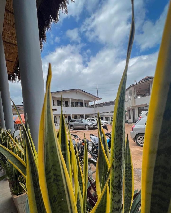 Paloma Guest House Kenema Экстерьер фото
