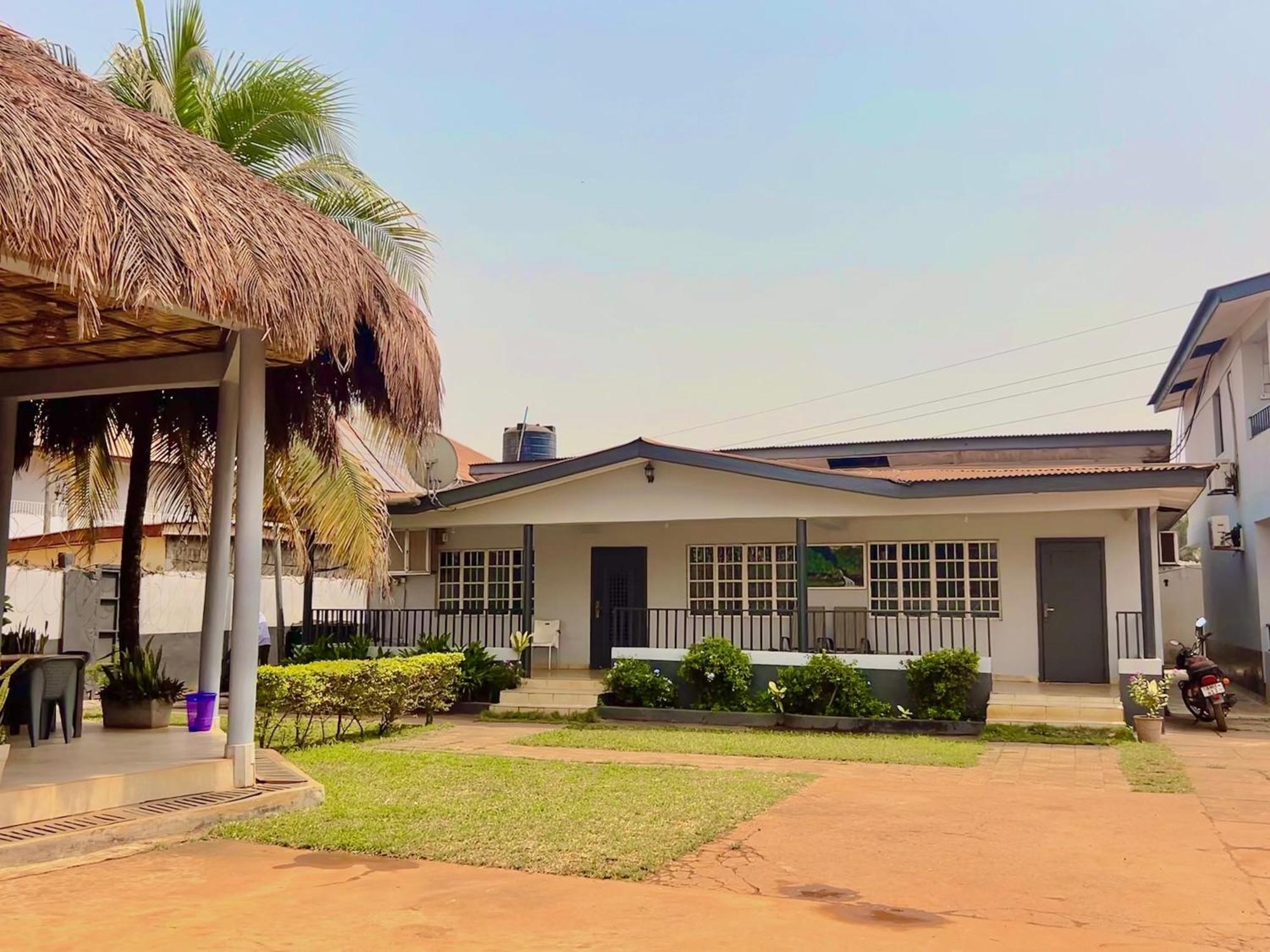 Paloma Guest House Kenema Экстерьер фото