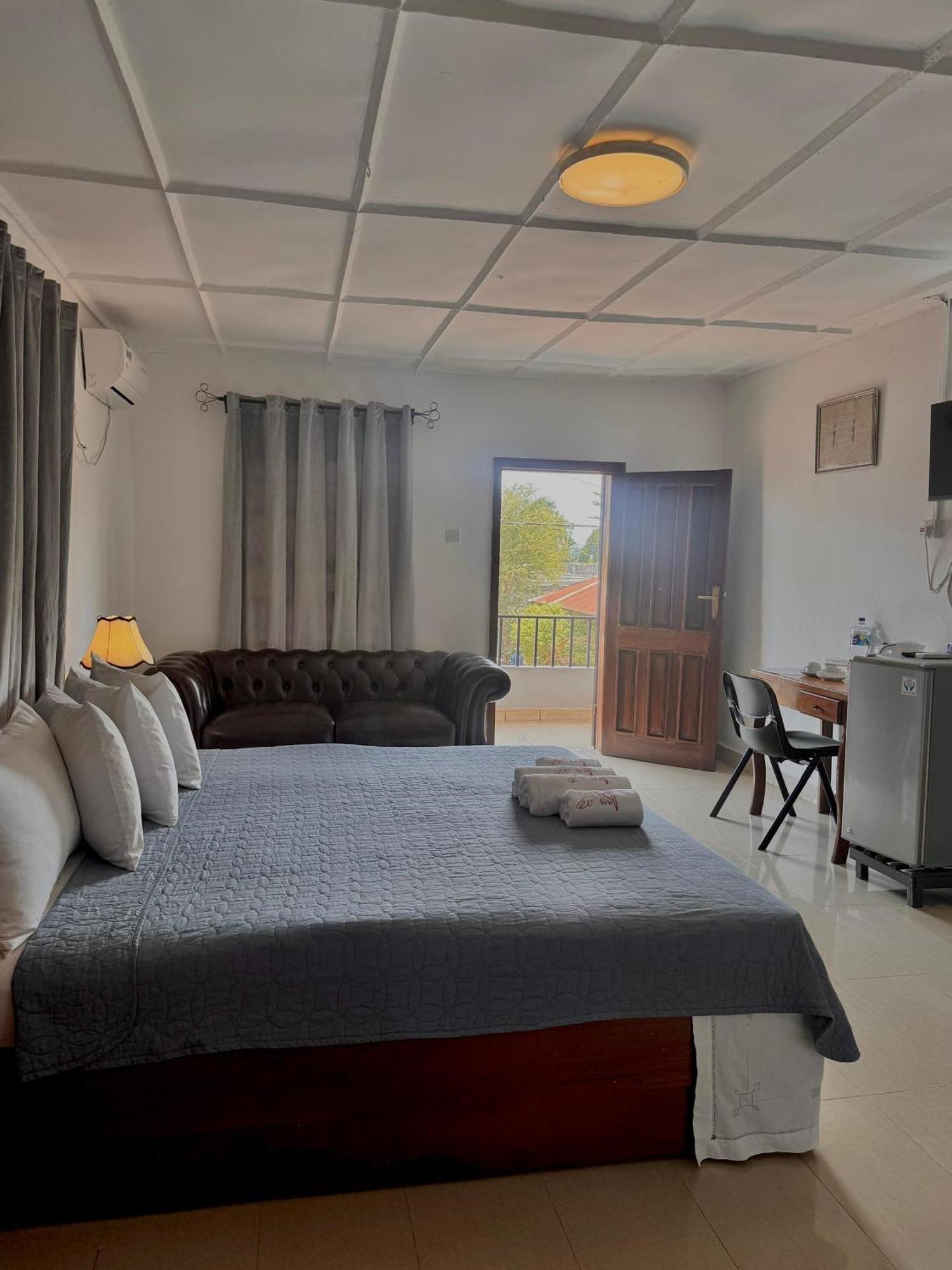 Paloma Guest House Kenema Экстерьер фото