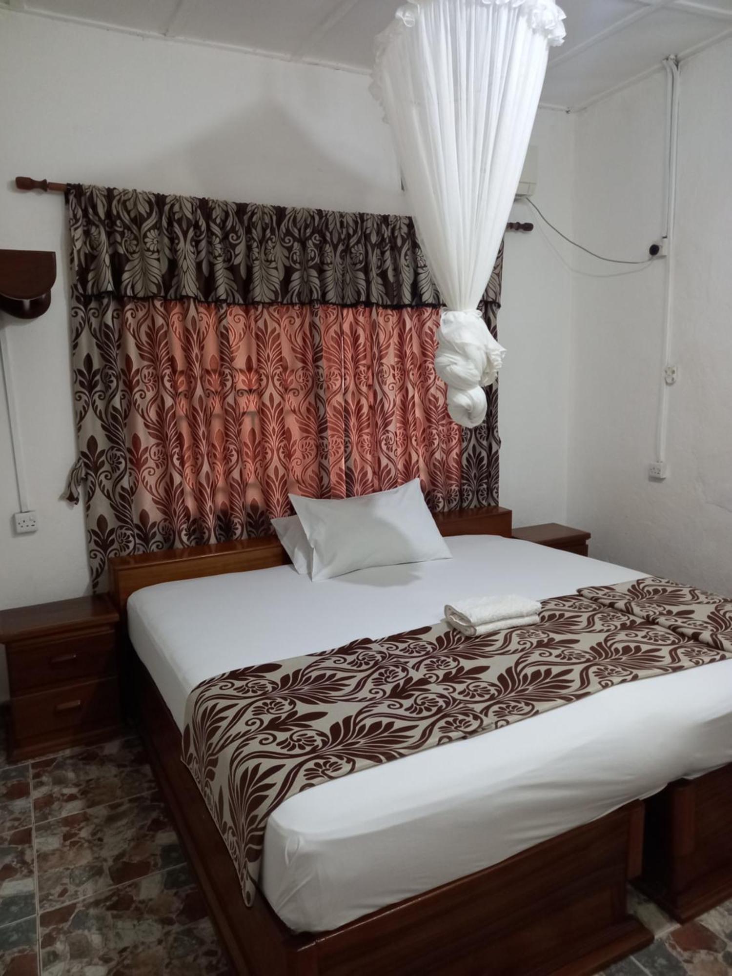 Paloma Guest House Kenema Экстерьер фото