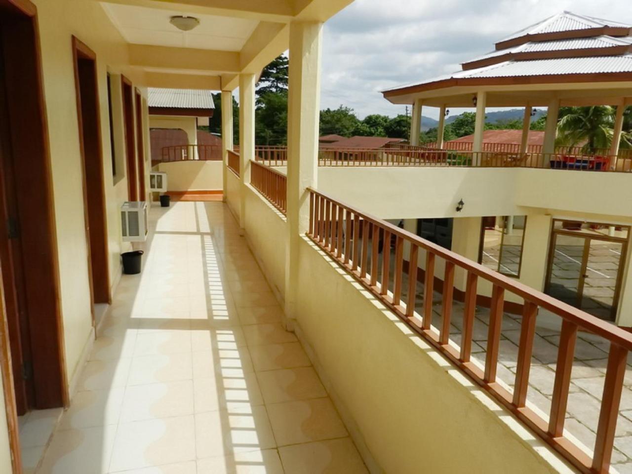 Paloma Guest House Kenema Экстерьер фото