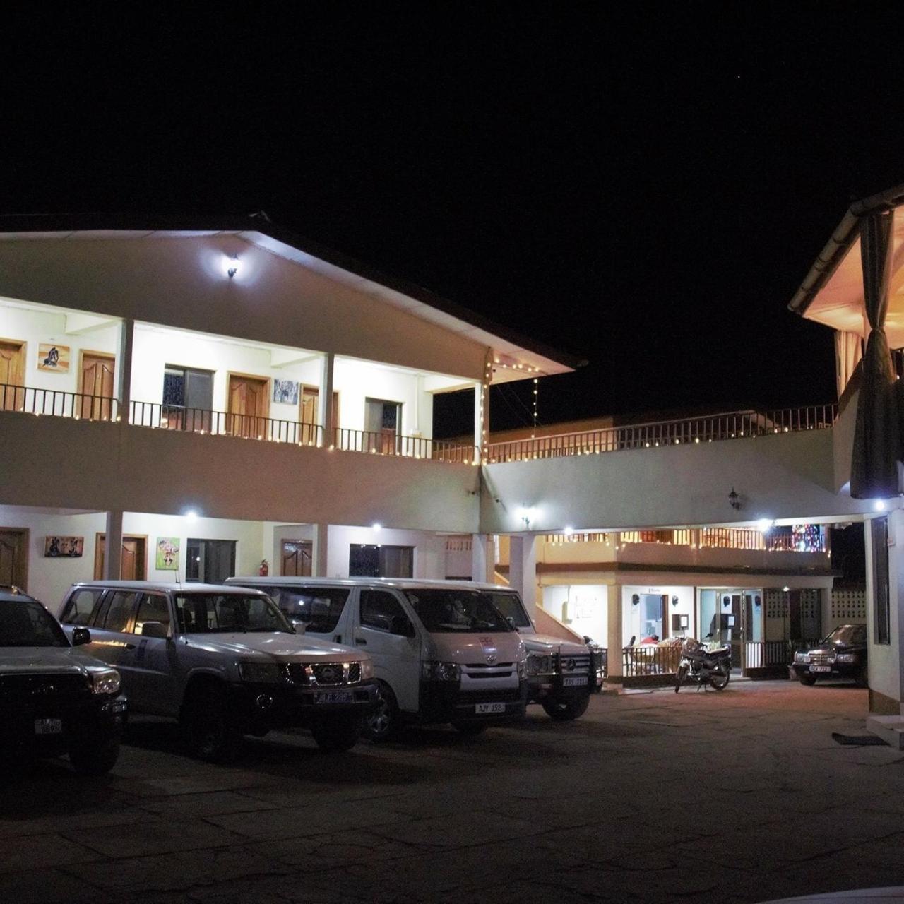 Paloma Guest House Kenema Экстерьер фото